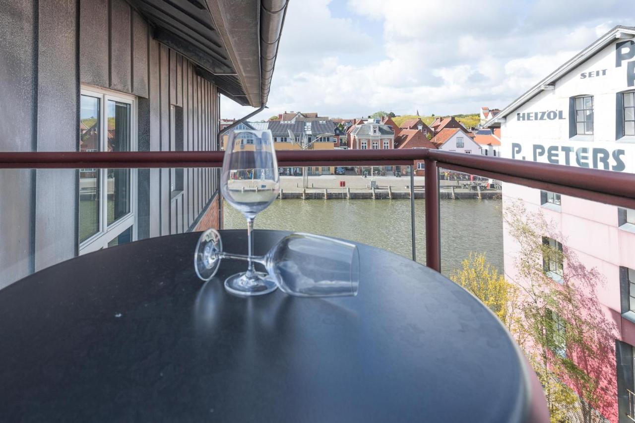 Ferienwohnung Hafenblick Husum  Exterior foto